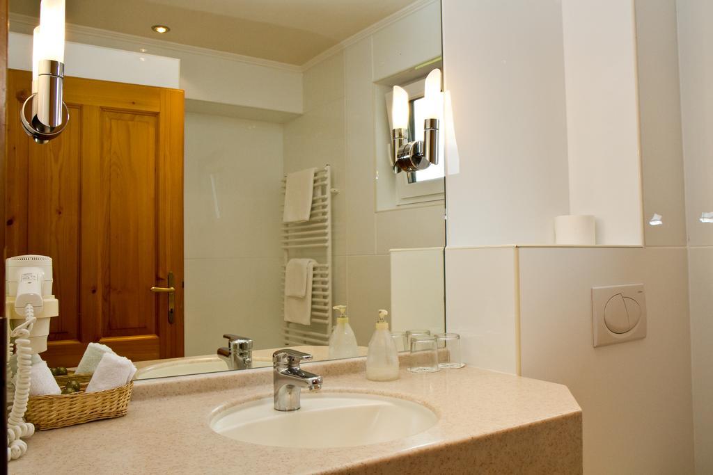 Gasthof-Hotel Bramosen Weyregg Room photo